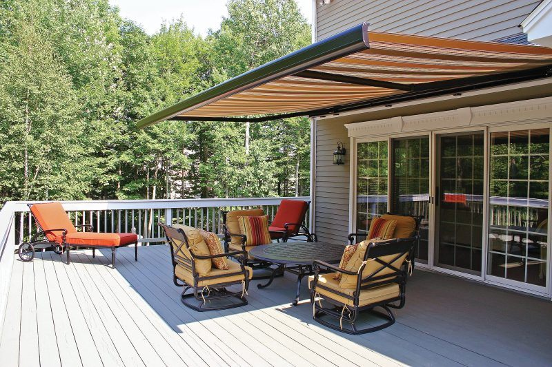 retractable deck awning