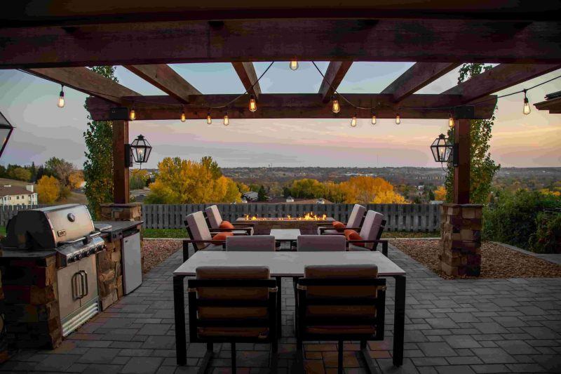 Outdoor seating and a fire pit on a patio